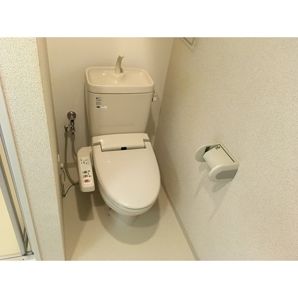 阪神本線 西宮駅 徒歩3分 11階建 築22年のトイレ写真
