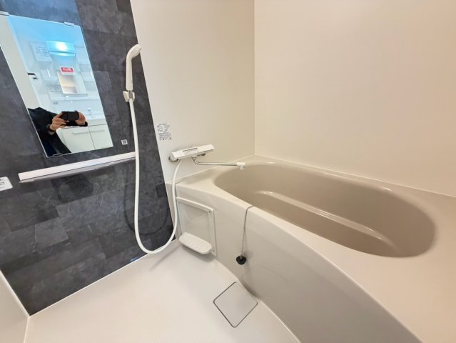バス・シャワールーム　詳細は、RISUMO吹田店までお問い合わせ下さい♪