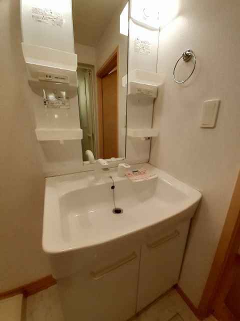 リバーサイドヒルズBの内装写真