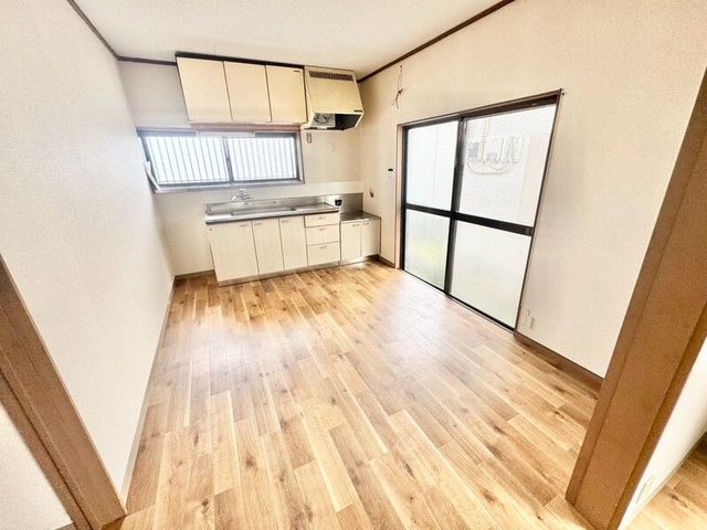 伊勢原市沼目戸建ての居間写真