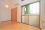 居室・リビング　明るい雰囲気のお部屋です
