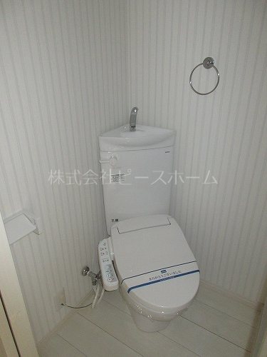 トイレ　※別号室参考写真