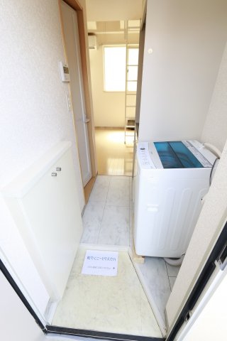 玄関　同シリーズ物件の参考写真です。