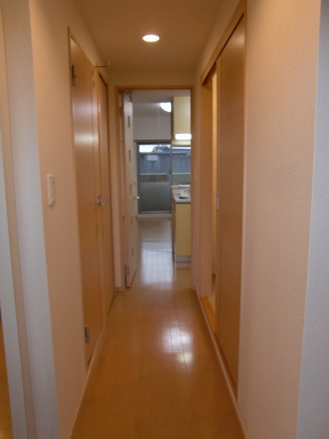 玄関　同物件別室参考写真