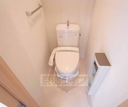 トイレ　ウォシュレット付きのトイレです。