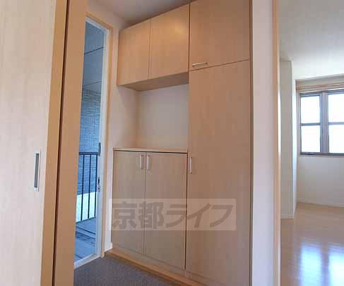 その他設備　大きなシューズボックスです。