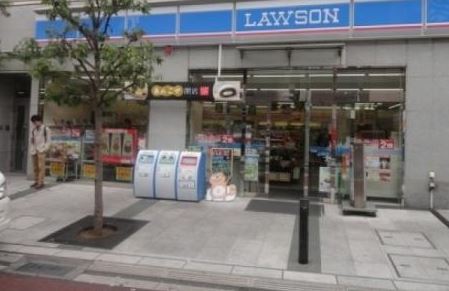コンビニ　ローソン白金高輪駅前店（コンビニ）まで233m