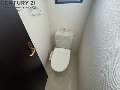 トイレ　ウォシュレット付きのトイレです♪