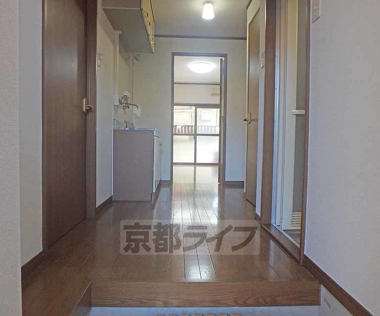 その他部屋・スペース　玄関から見たところです。