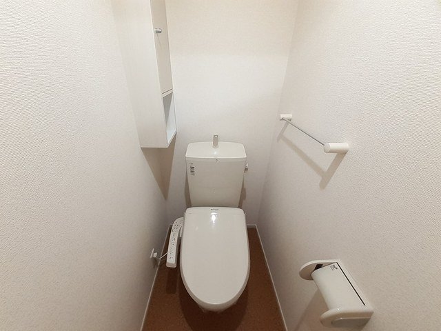トイレ　シンプルで使いやすいトイレです