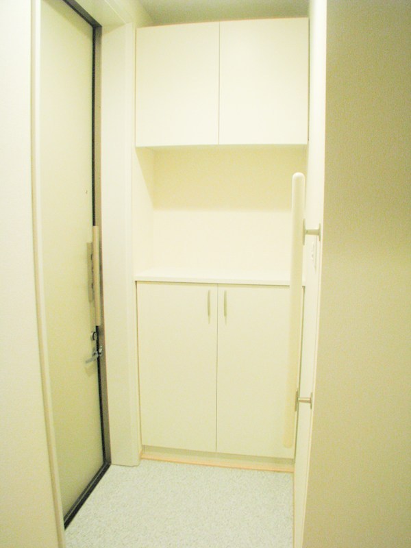 玄関　マンション柿の木　北区西ケ原4