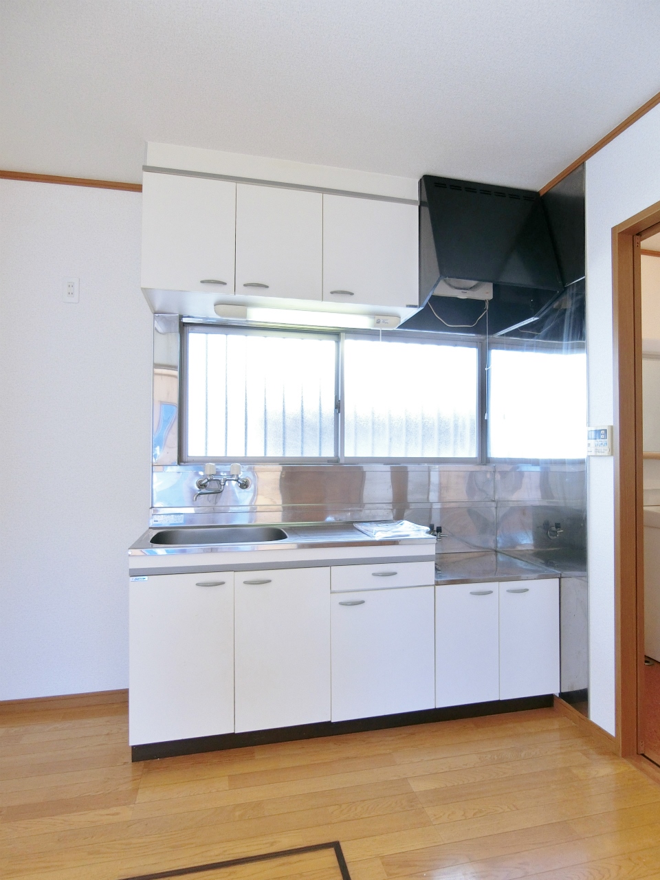 桶川市坂田1356-10 2部屋長屋 西側のキッチン写真