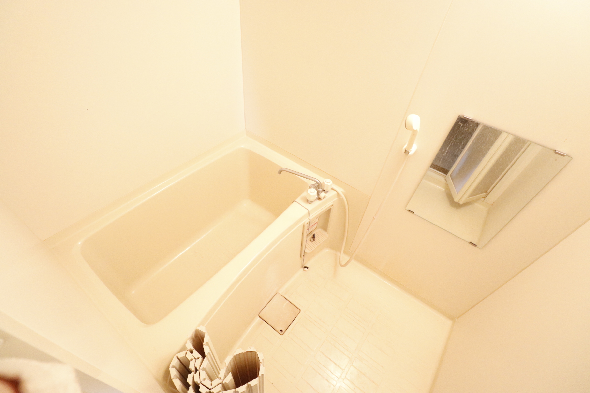 バス・シャワールーム　バスルームです♪