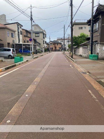 その他　前面道路（その他）まで0m