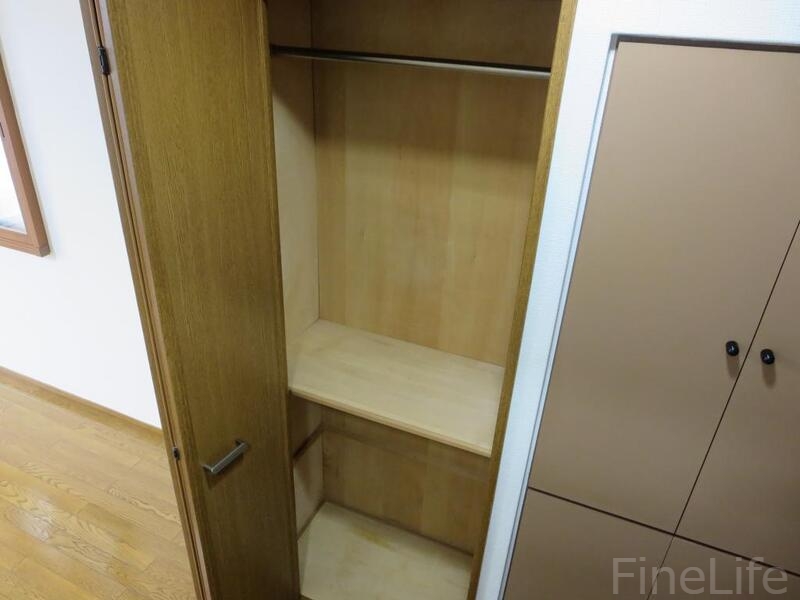 収納　ちょっとした隙間も無駄にはしません、収納に変身