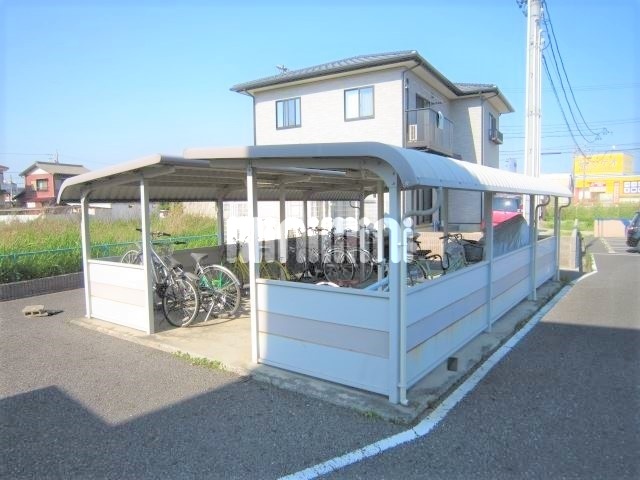 駐車場　駐輪場です