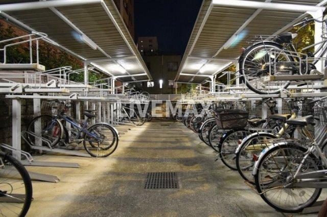 駐車場　駐輪場