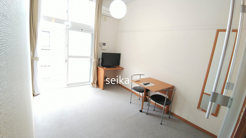 その他部屋・スペース　1階はフローリング、2階以上はカーペットタイプとなります。