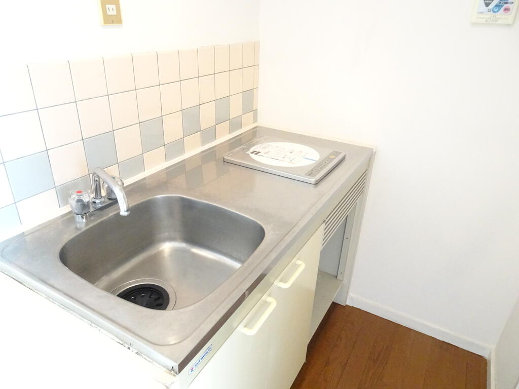 キッチン　IHヒーター付き