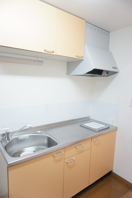 キッチン　★キッチンは嬉しいＩＨコンロ付きです♪★