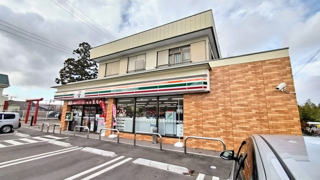 コンビニ　セブンイレブン仙台八木山神社店（コンビニ）まで420m
