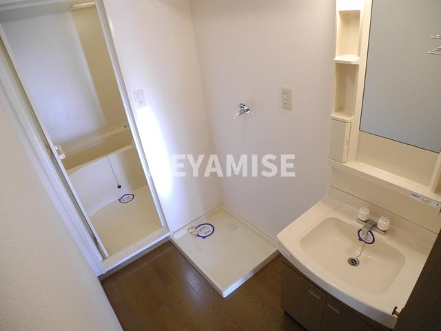 洗面設備　※室内画像は別号室のもの