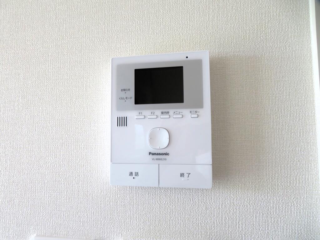 セキュリティ　TVインターホンで来た人の顔が分かり安心です！