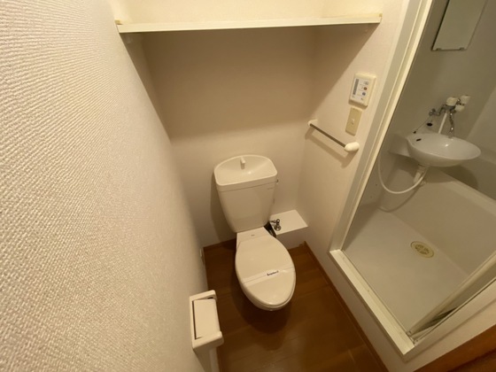 トイレ　※別部屋の写真です