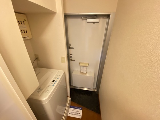 玄関　※別部屋の写真です