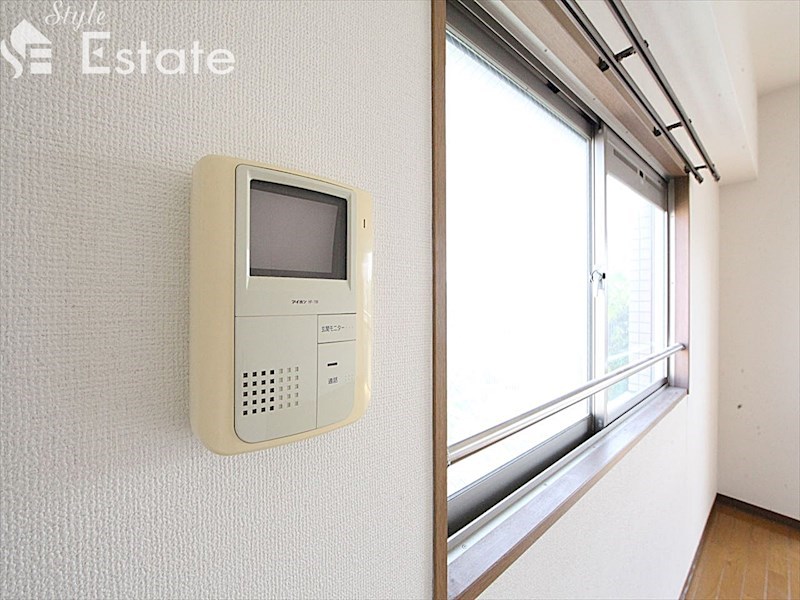 セキュリティ　モニター付きインターホン