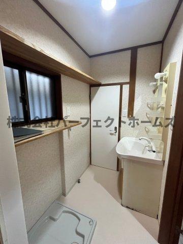 洗面設備　洗面所です