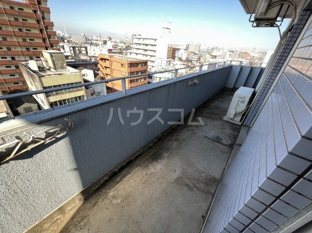 【名古屋市南区柴田本通のマンションのバルコニー】