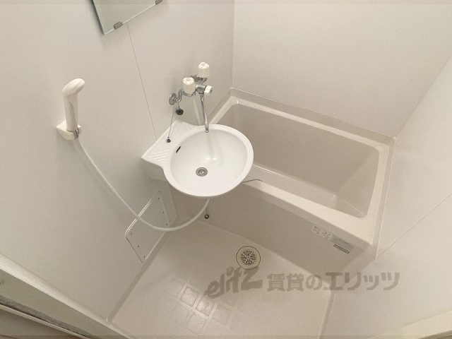 バス・シャワールーム　バス