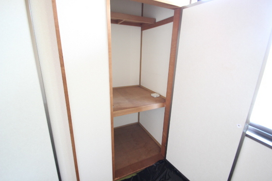 収納　※別部屋の写真です