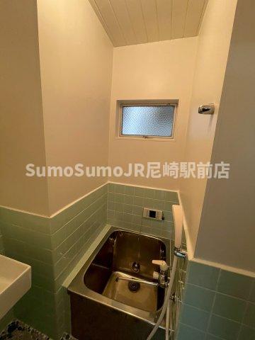 バス・シャワールーム　お風呂で日々の疲れを落としましょう