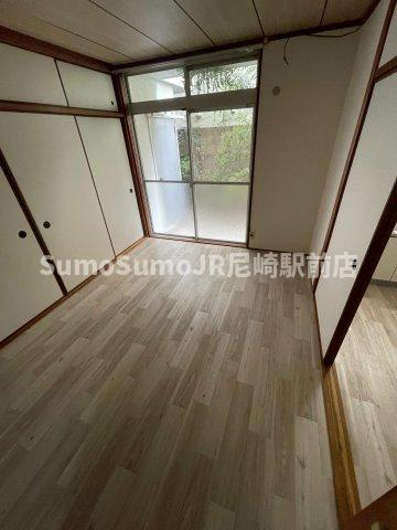 その他部屋・スペース　落ち着いて過ごせるお部屋なので、寝室にいかがでしょうか