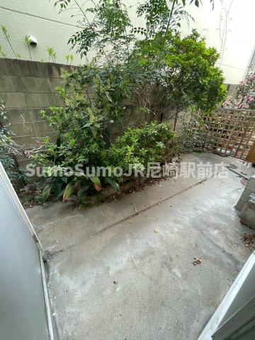 バルコニー　開放的で明るい空間を演出してくれるバルコニーです