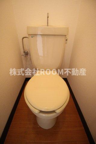 トイレ　コンパクトで使いやすいトイレです