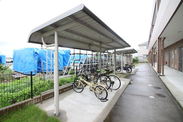 その他共有部分　大きな駐輪場