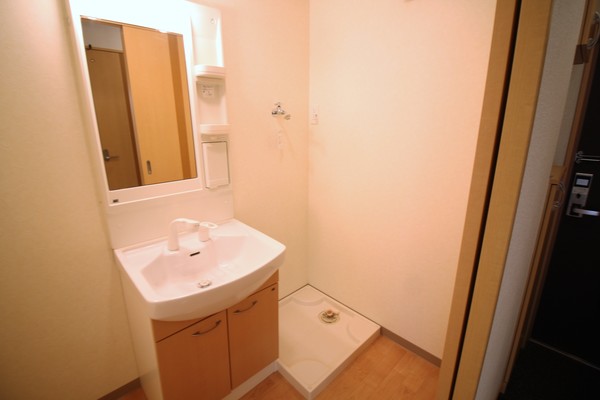 洗面設備　洗髪洗面化粧台