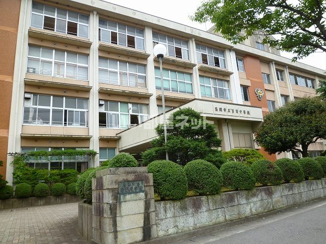中学校　高岡市立芳野中学校（中学校）まで912m