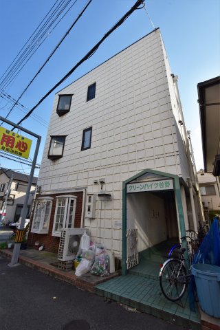 松原市天美南のアパートの建物外観