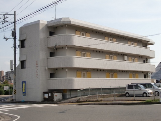 広島市安佐南区古市のマンションの建物外観