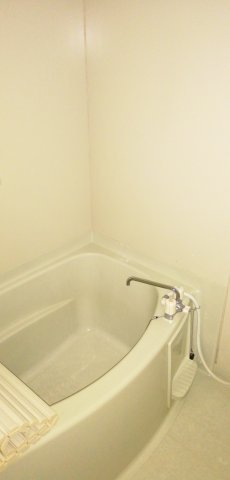 バス・シャワールーム　2020年4月撮影※現況を優先します。