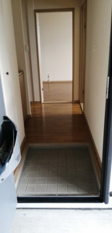 玄関　2020年4月撮影※現況を優先します。