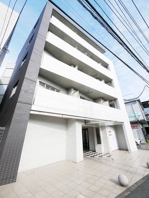 川崎市中原区井田中ノ町のマンションの建物外観