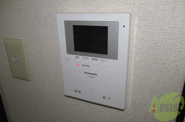セキュリティ　モニター付インターホン。