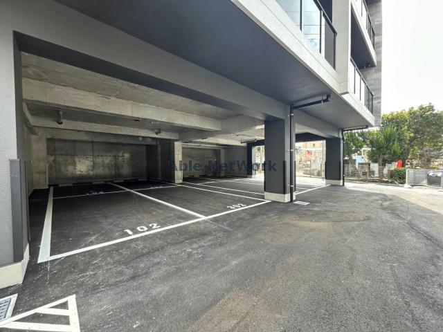 駐車場　駐車場