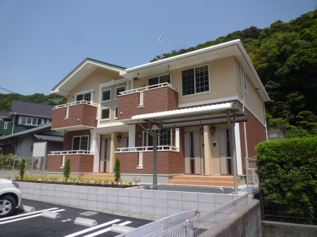 ＨＩＫＡＲＩ　ＦＯＲＥＶＥＲの建物外観