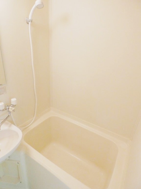 バス・シャワールーム　図面と現状に相違がある場合には現状を優先